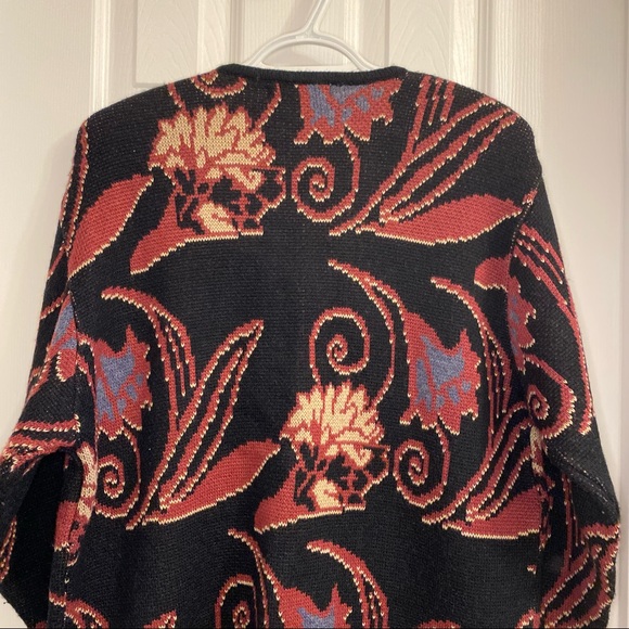 Gorgeous Vintage Cardigan - Picture 7 of 9